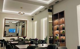 Move In Aparthotel